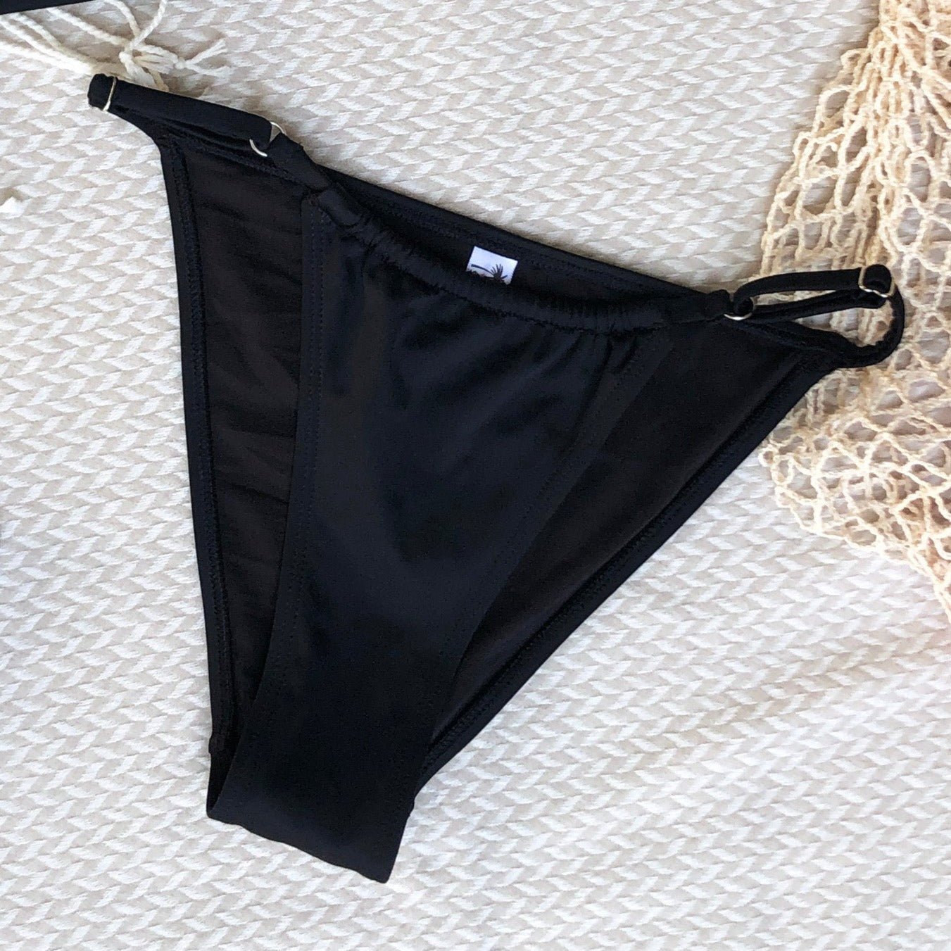 Bottom Celestún Negro - Agua y Arena Beachwear